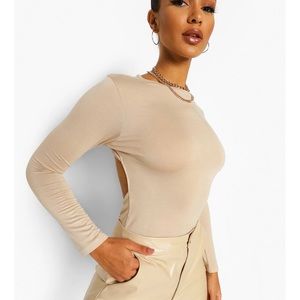 BooHoo cut out back long sleeve stop NWT